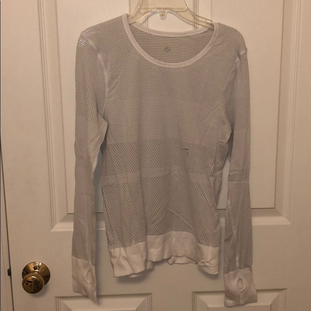 Lululemon white long sleeve shirt
